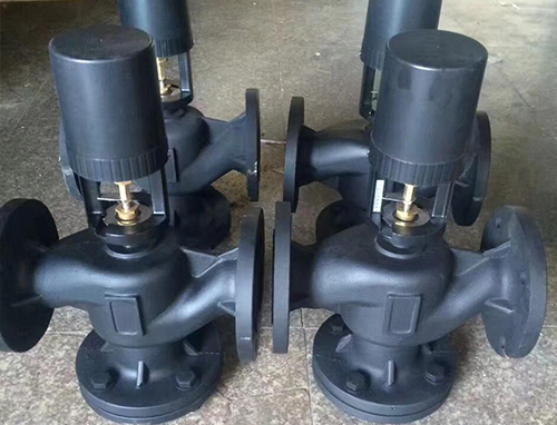 �����y�y�T�F؛